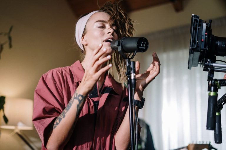 domowe studio nagrań, adaptacja akustyczna, panele akustyczne, jak nagrywać w domu